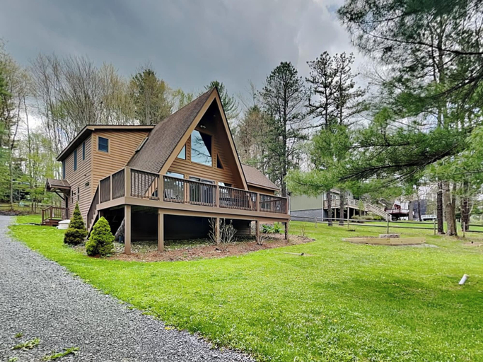 Exterior & Views 2, Lakeview Cottage by Taylor Made Deep Creek, Garrett