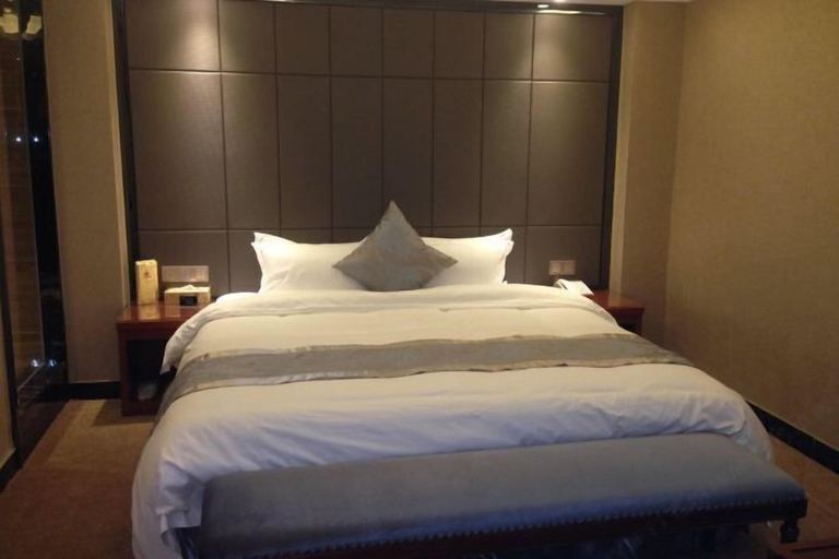 Bedroom 3, Haihe Business Hotel, Jiangmen