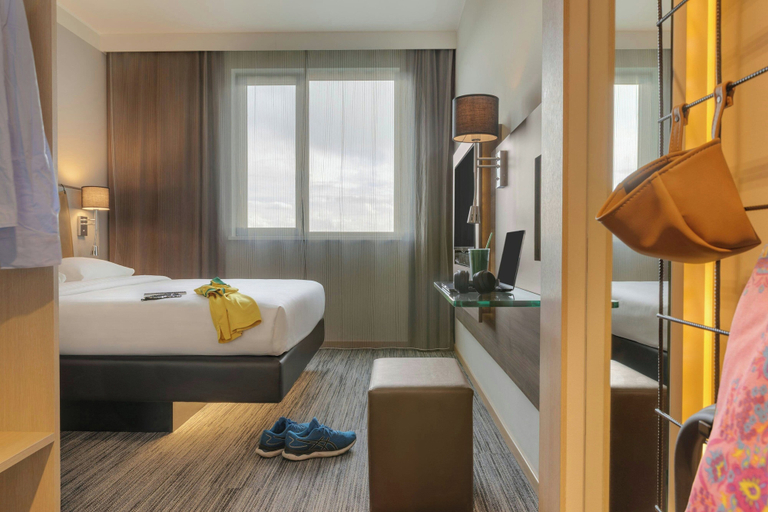 Bedroom 4, MOXY Milan Malpensa Airport, Varese