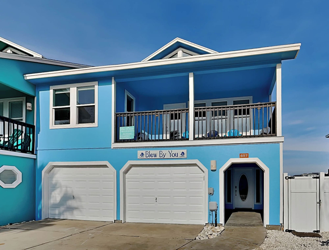 Exterior & Views 2, Blew By You by Silver Sands Vacation Rentals, Nueces