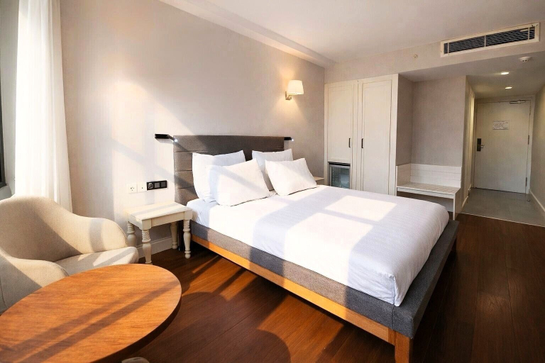 Bedroom 2, Best Western Izmir Hotel, Konak