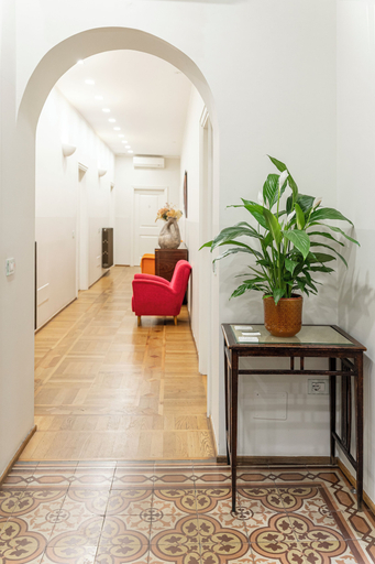 Others 1, Hotel la Scala, Florence