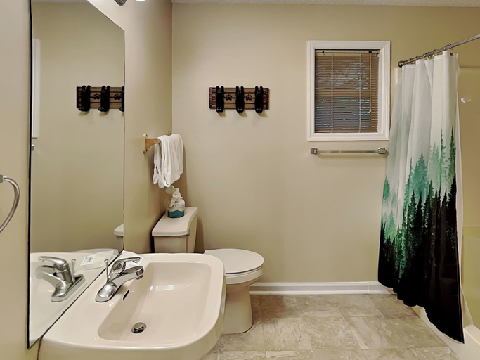 Bathroom 4, Mountain Hideaway by Jackson Mountain Rentals, Sevier