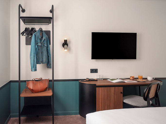 Bedroom 2, Hotel Mercure Paris Boulogne Pont de Saint Cloud, Hauts-de-Seine