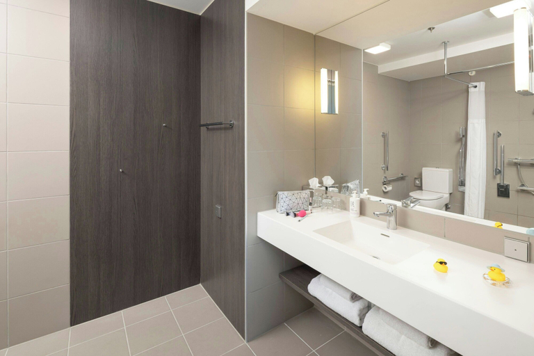 Bathroom 4, Moxy London Excel, London