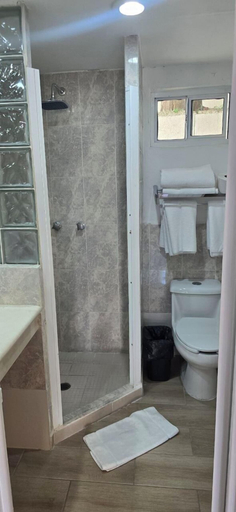 Bathroom 4, Hotel Santa Fe by Villa Group, La Paz
