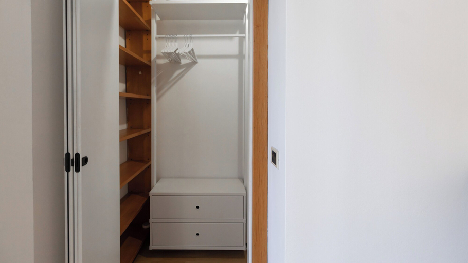 Others 4, Italianway - Vincenzo Monti 29 C, Milano