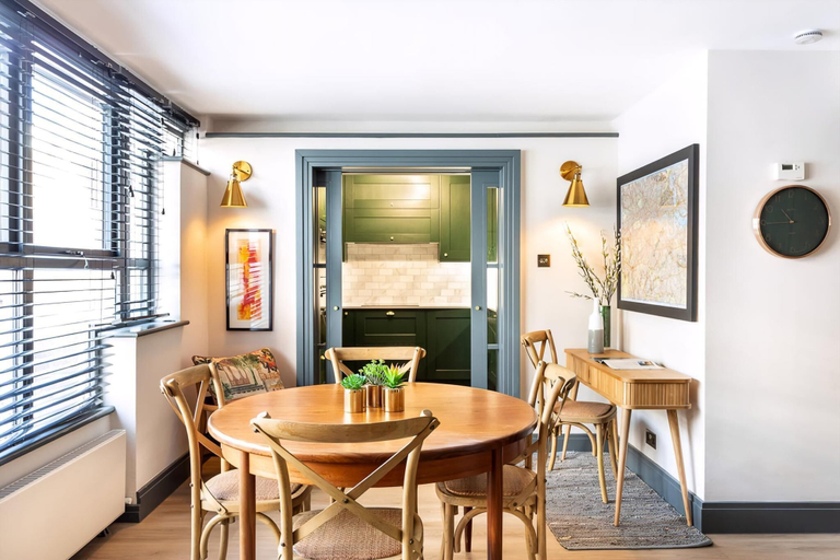Others 5, Classy Notting Hill Nest, London