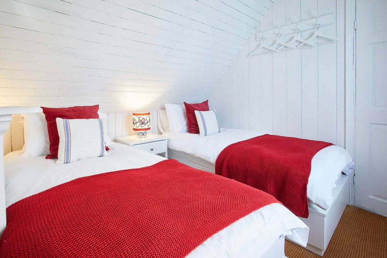 Bedroom 3, Host Stay Gun Gutter House, Redcar and Cleveland