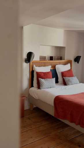 Bedroom 5, La Tour Grégoire, Puy-de-Dôme