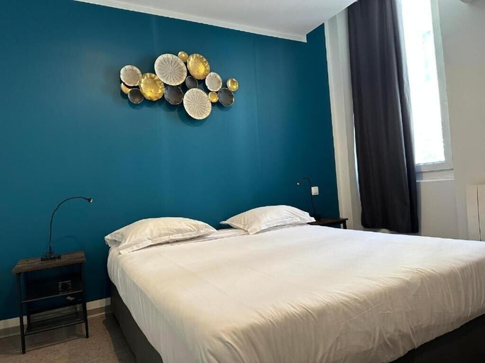 Bedroom 5, Hotel Le Beausejour, Bouches-du-Rhône