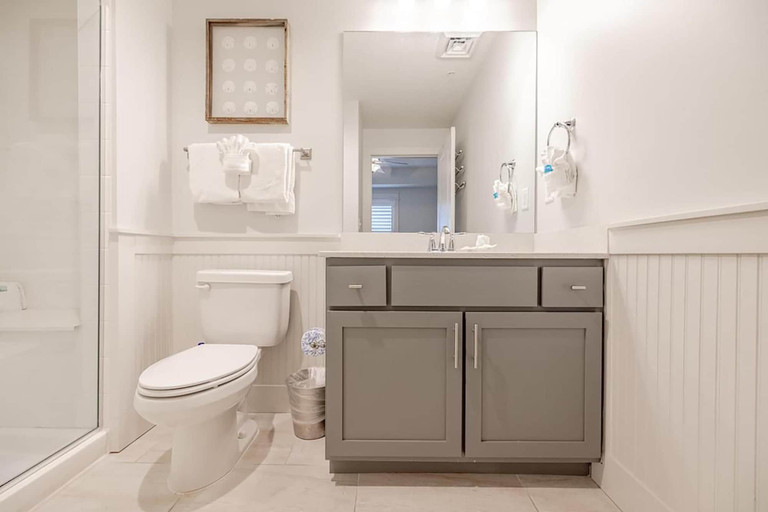 Bathroom 4, Calypso 3-903 - Emerald Getaway, Bay