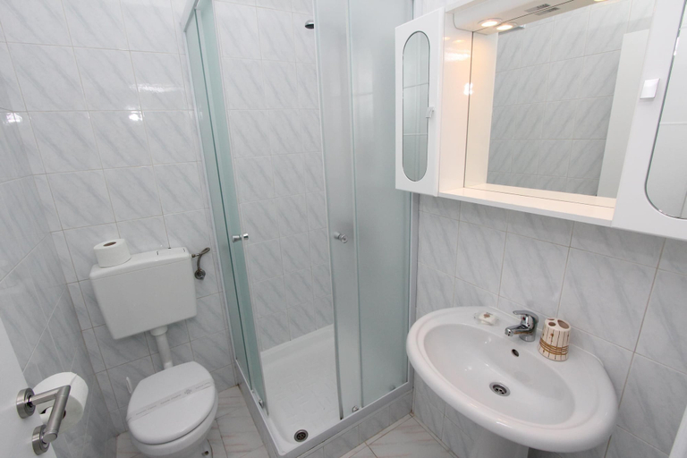Bathroom, Rooms Petra, Rovinj