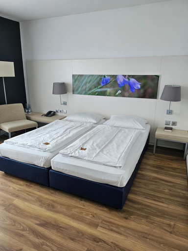 Bedroom 4, Concorde Hotel Siegen, Siegen-Wittgenstein