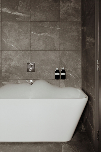 Bathroom 4, Hideout Apartment Hotel, Kingston upon Hull