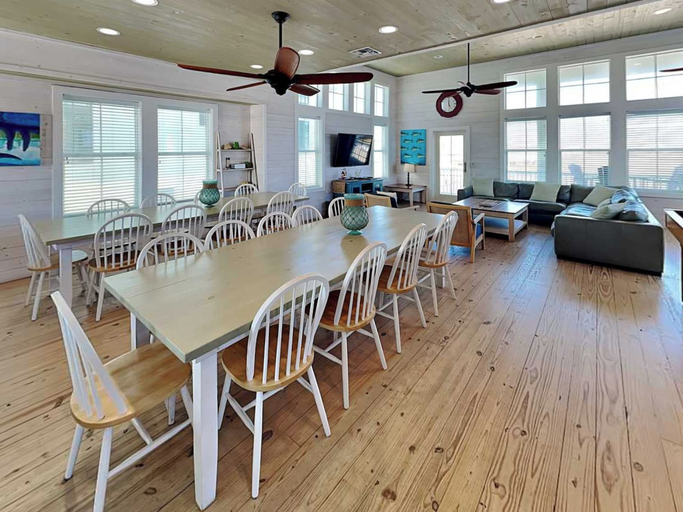 Food & Drinks 5, Bella Vista by Silver Sands Vacation Rentals, Nueces