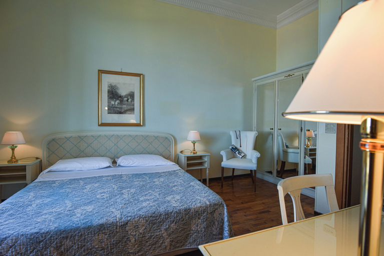Bedroom 4, Grand Hotel Londra, Imperia