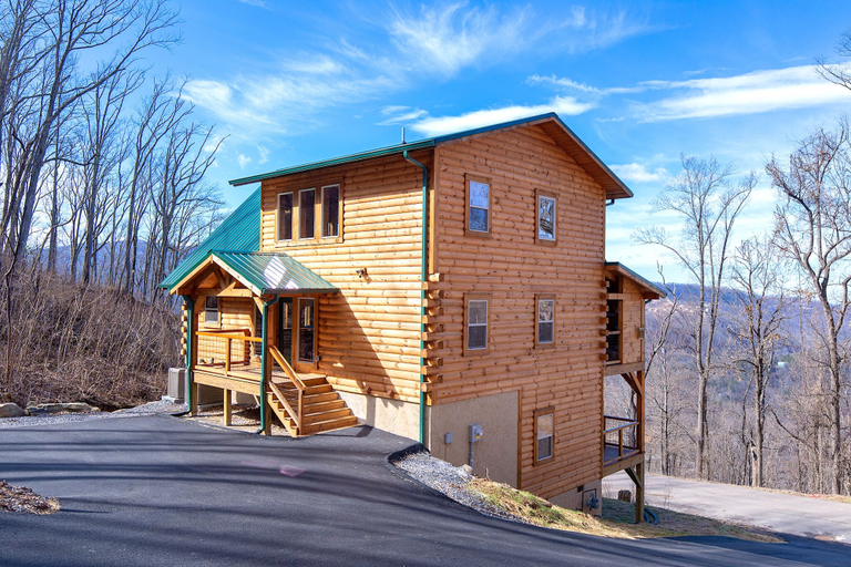 Exterior & Views, Lasting Impressions by Jackson Mountain Rentals, Sevier