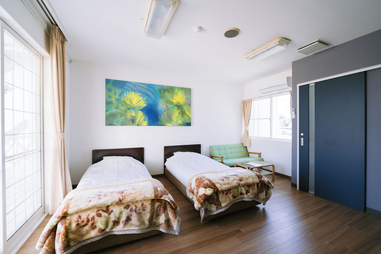 Bedroom 5, Hotel Kailani, Unknown7