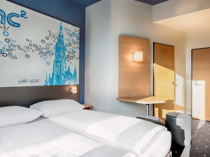 Bedroom 5, B&B Hotel Ulm, Ulm