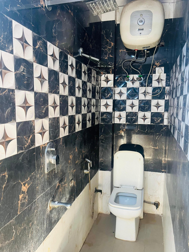 Bathroom, Malviya inn, Delhi