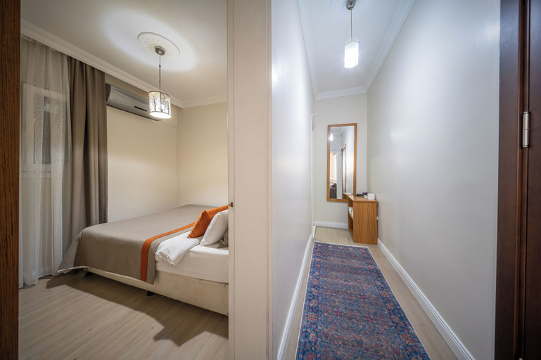 Bedroom 4, Feyza Apartments, Fatih