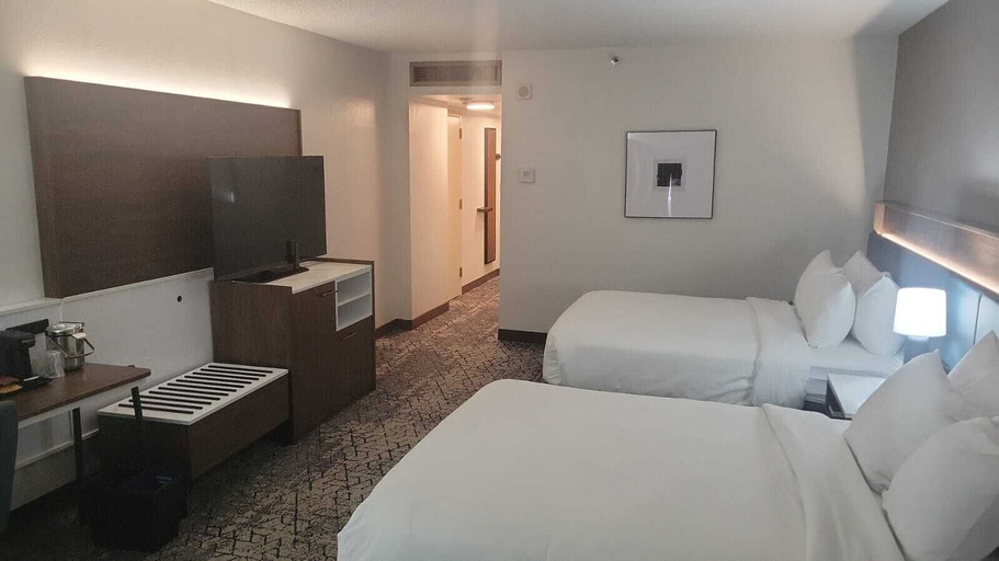 Bedroom 2, The Plaza Hotel Columbus at Capitol Square, Franklin