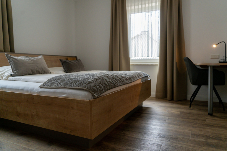 Bedroom 3, Hotel Eydt Kirchheim, Hersfeld-Rotenburg