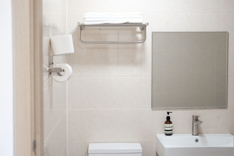 Bathroom 5, Venga Stay, Seogwipo
