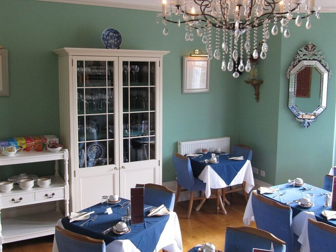 Food & Drinks 5, The Shirley, Torbay