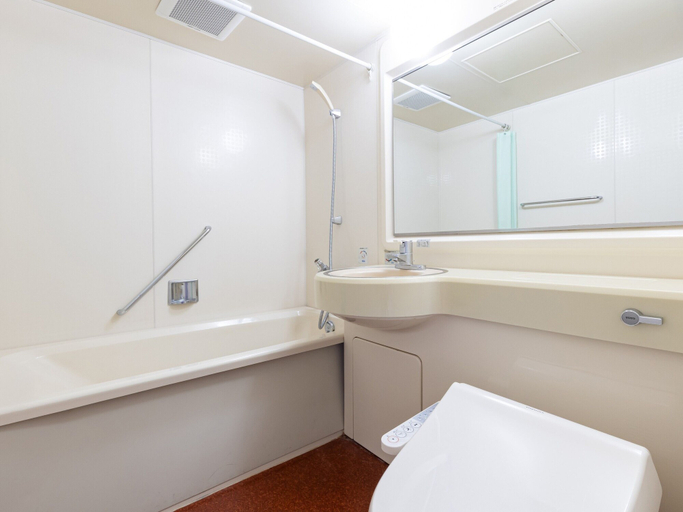 Bathroom 5, YU-FURI IZUKOGEN, Itō