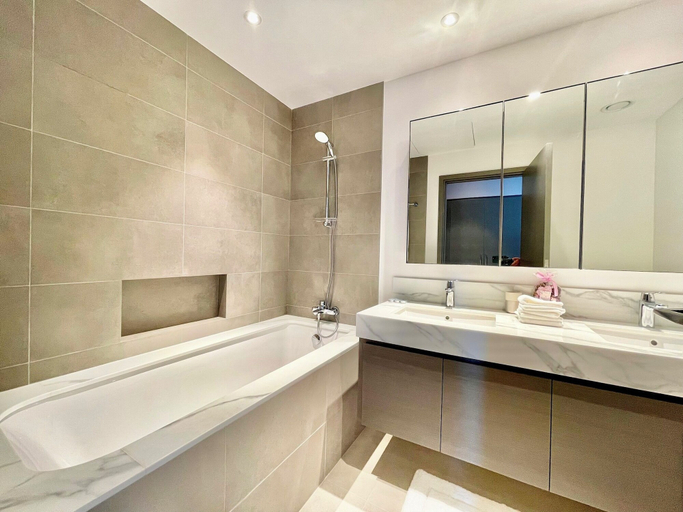 Bathroom 4, Ultimate Luxury at Dubai Creek Waterfront, Dubai