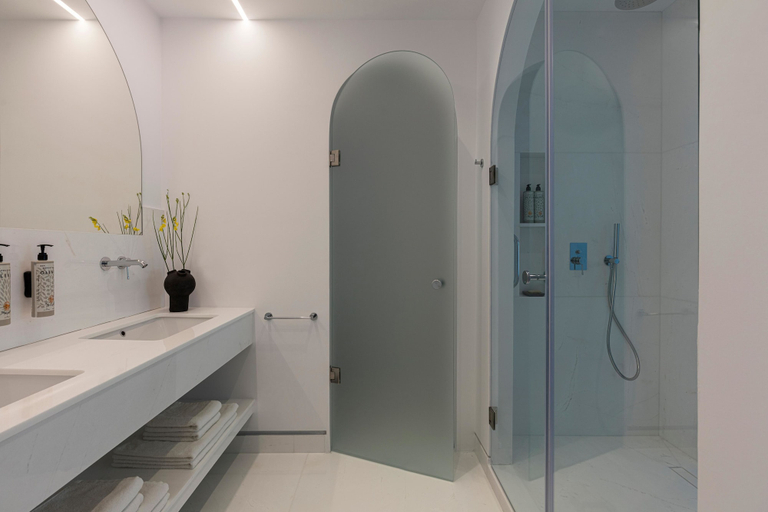 Bathroom 5, Kassandra Palace Seaside Resort, Central Macedonia