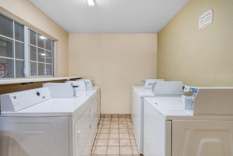 Bathroom 3, SureStay Hotel by Best Western Ukiah, Mendocino