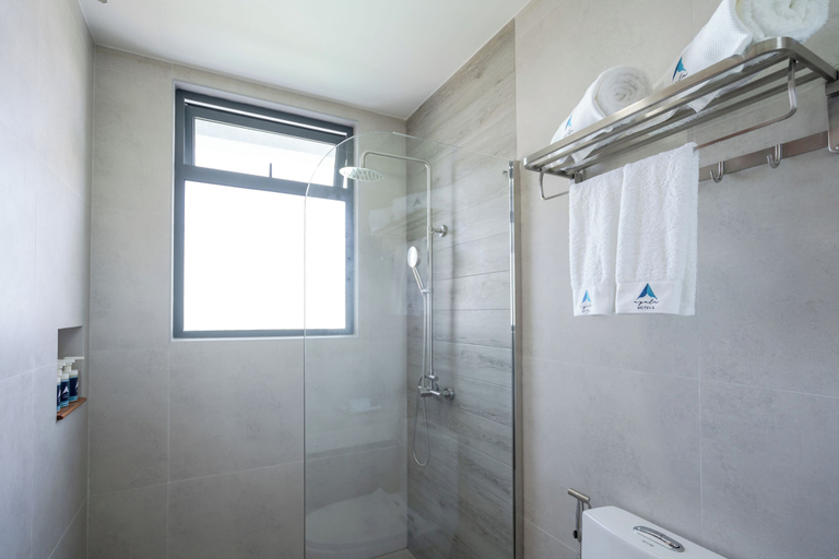 Bathroom 5, Ayala Ocean View