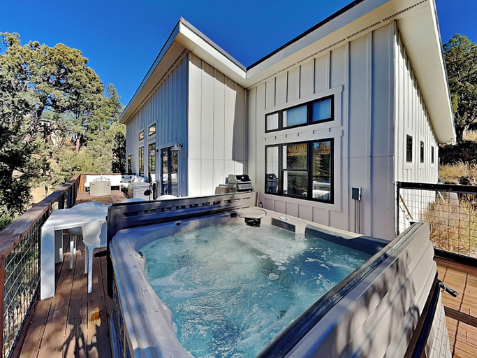 Sport & Beauty, Casa Blanca by Ruidoso Vacation Rentals, Lincoln
