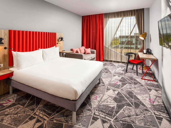 Bedroom 3, ibis Styles London Ealing, London