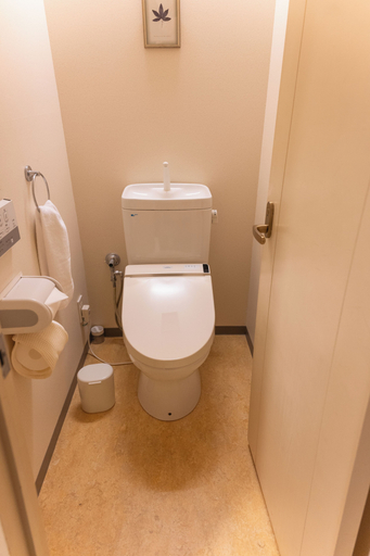Bathroom 4, Hotel the Lutheran, Osaka