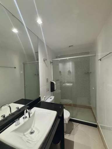 Bathroom 5, Royal Urban Macaé Hotel, Macaé