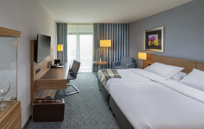 Bedroom 4, Maritim Hotel Darmstadt, Darmstadt
