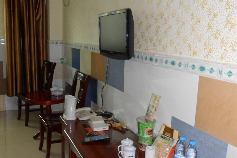 Others 5, Yuxing Hostel, Jieyang