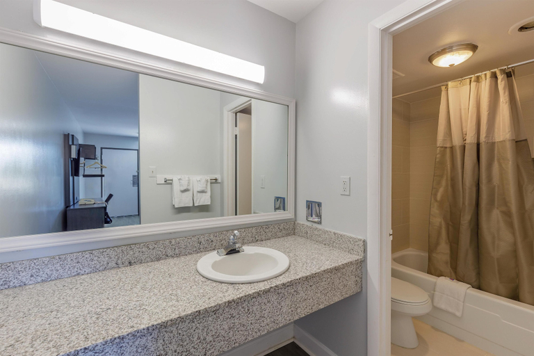 Bathroom 4, Motel 6 Culpeper, VA, Culpeper