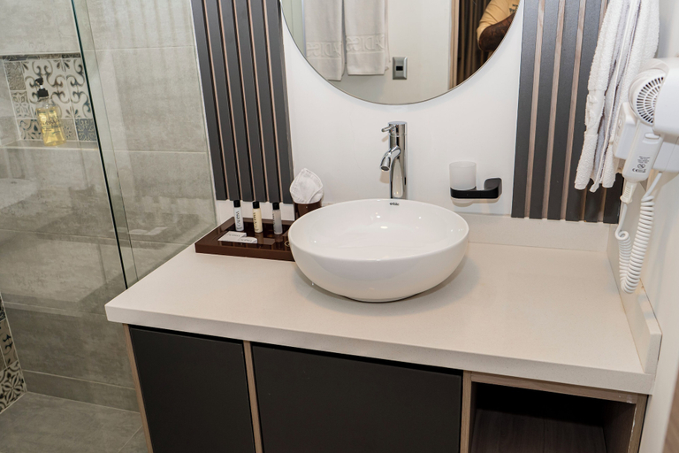 Bathroom 4, Luxury Suites Gema by Cadissa, Medellín