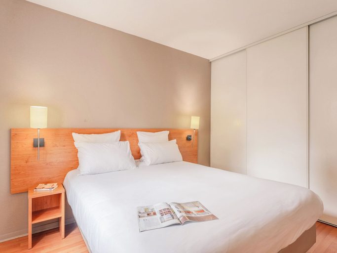 Bedroom 3, Sejours & Affaires Nantes La Beaujoire, Loire-Atlantique