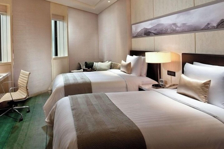 Bedroom 2, Shanghai QILU Hotel, Shanghai