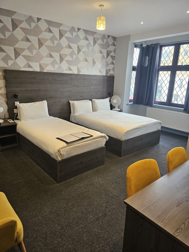Bedroom 2, Casuarina Tree, London