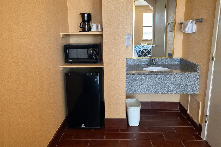 Others 5, Apollo Lodge and RV Park, Freestone