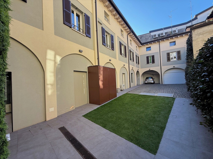 Exterior & Views 2, Malvezzi24 Boutique Rooms, Brescia