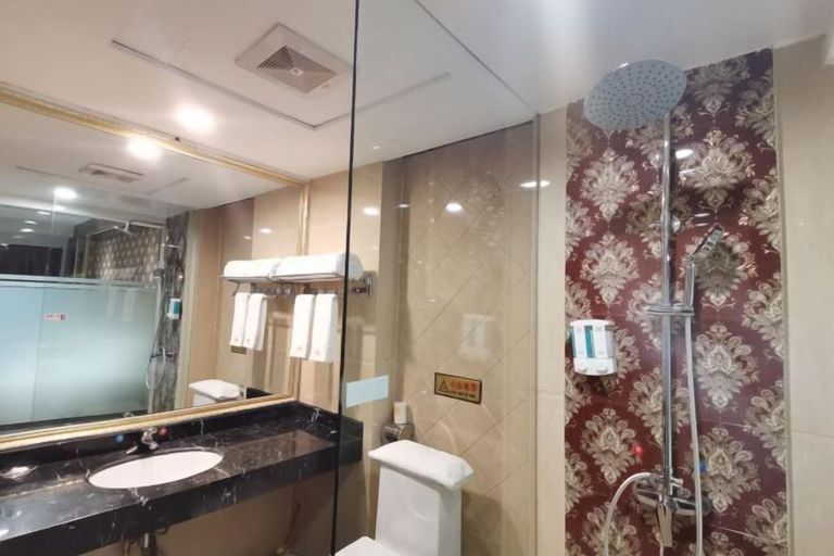 Bathroom 5, Wanmin International Hotel, Baise