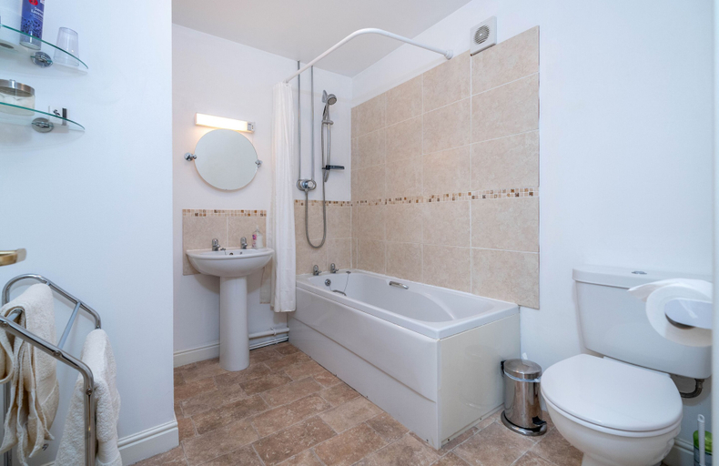 Bathroom 3, West View, Lincolnshire